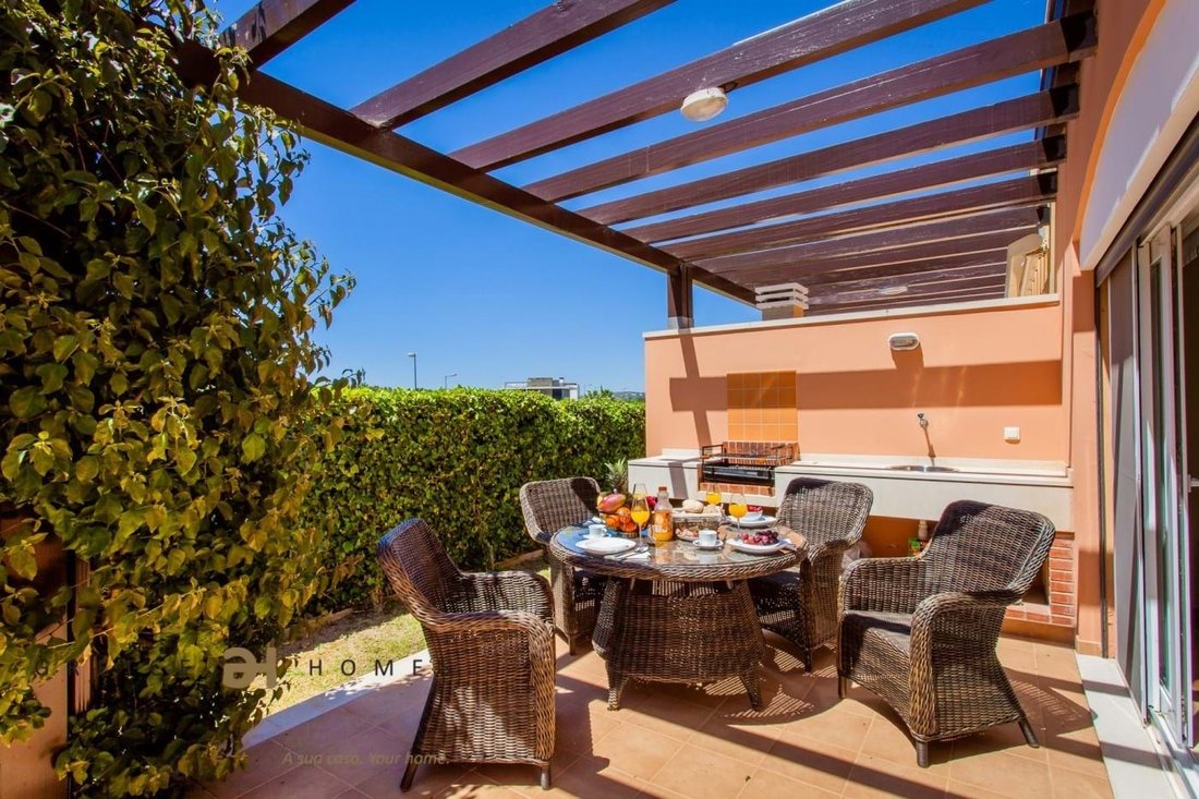 Townhouse in Vilamoura, Quarteira, Algarve 1 - 18429925