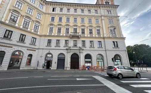 Appartement à Nouvelle Ville, Trieste, Italie 1