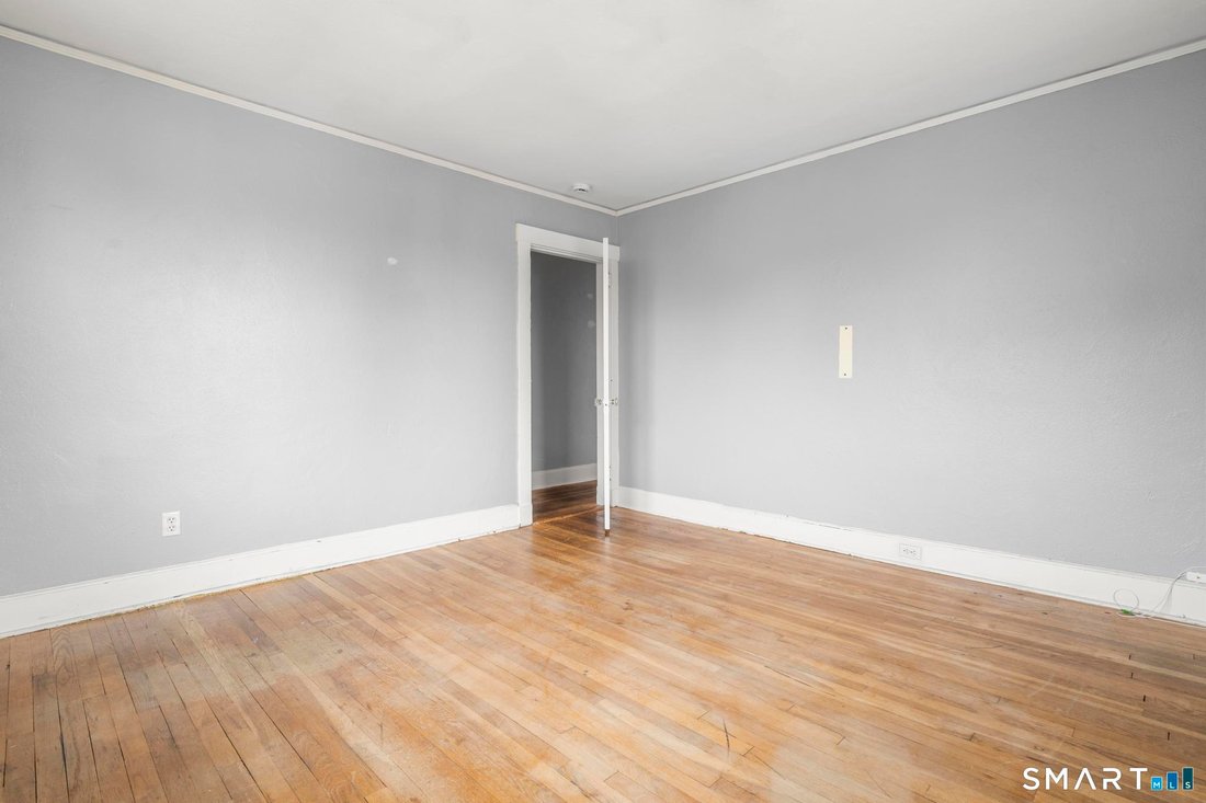 Greenwich, Connecticut, United States 3 - 18433831