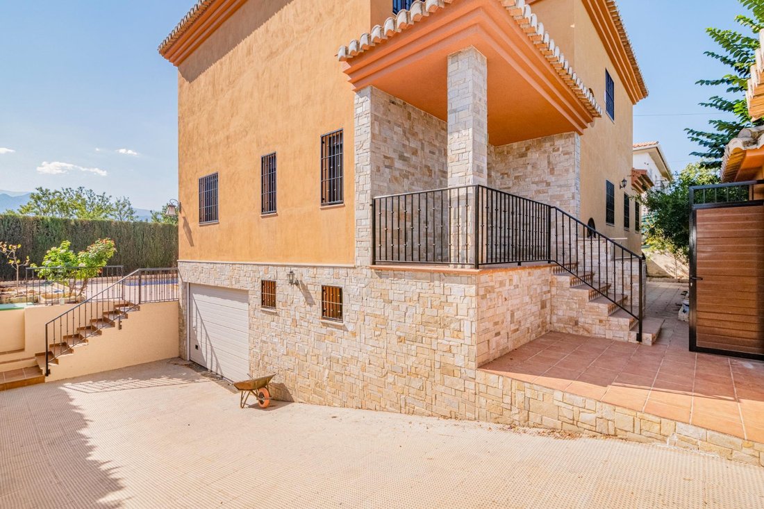 Villa in Dilar, Andalusia, Spain 3 - 18434368