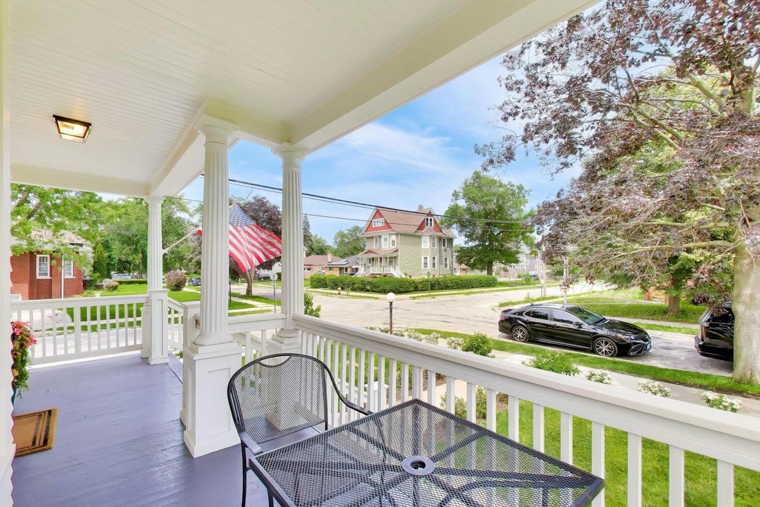 House in Maywood, Illinois, United States 4 - 18434103