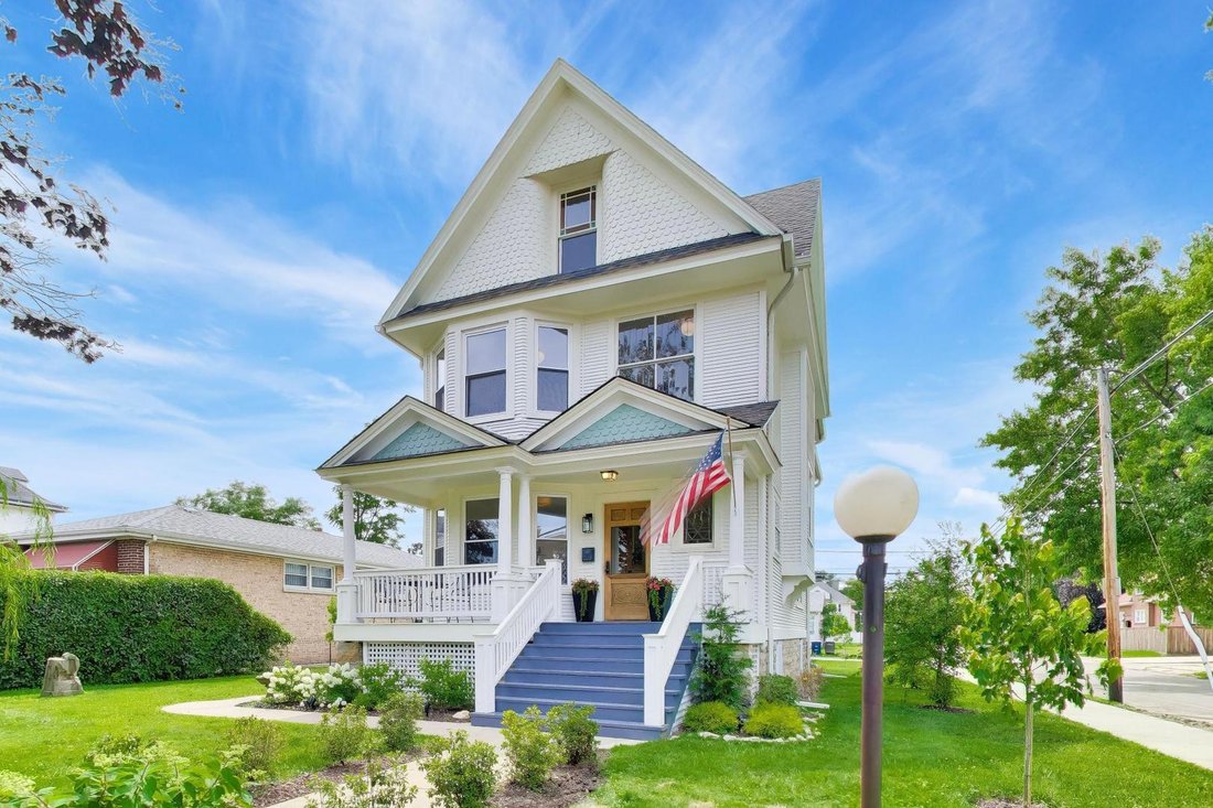 House in Maywood, Illinois, United States 3 - 18434103