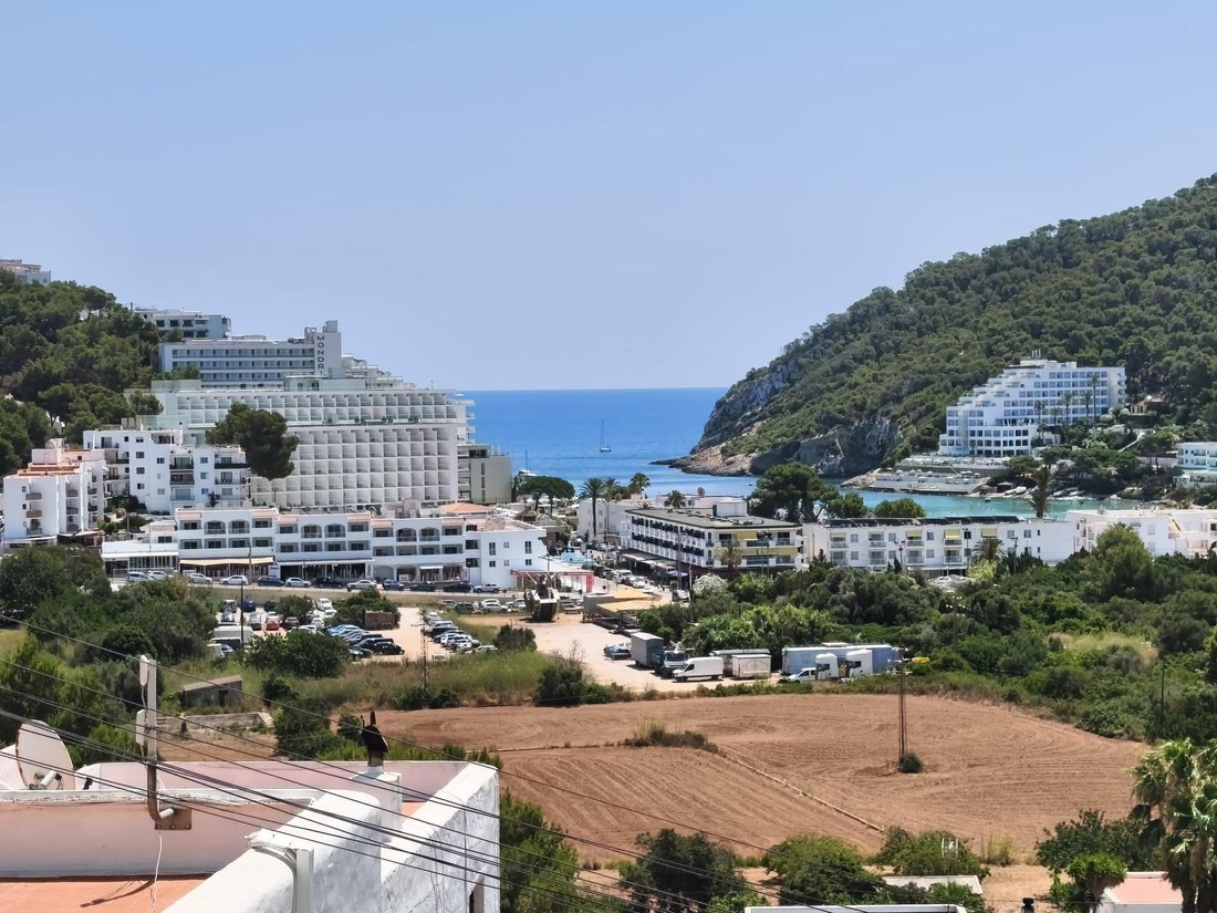 Apartment in Cala Llonga, Ibiza, Santa Eularia des Riu, Balearic Islands 1 - 18434345