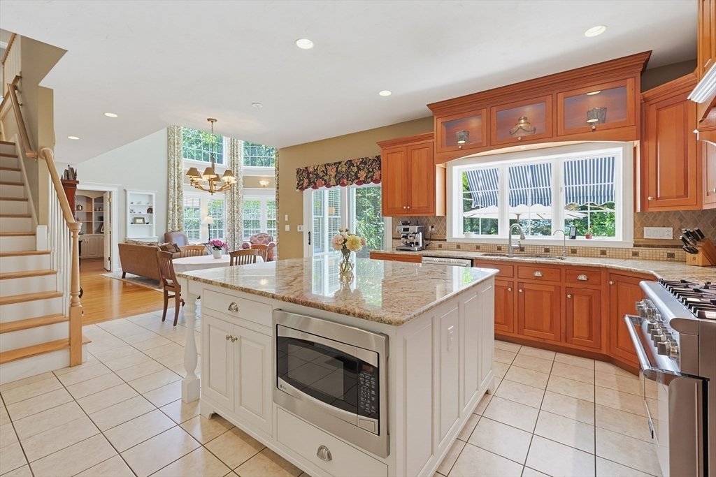 House in Franklin, Massachusetts, United States 5 - 18433896