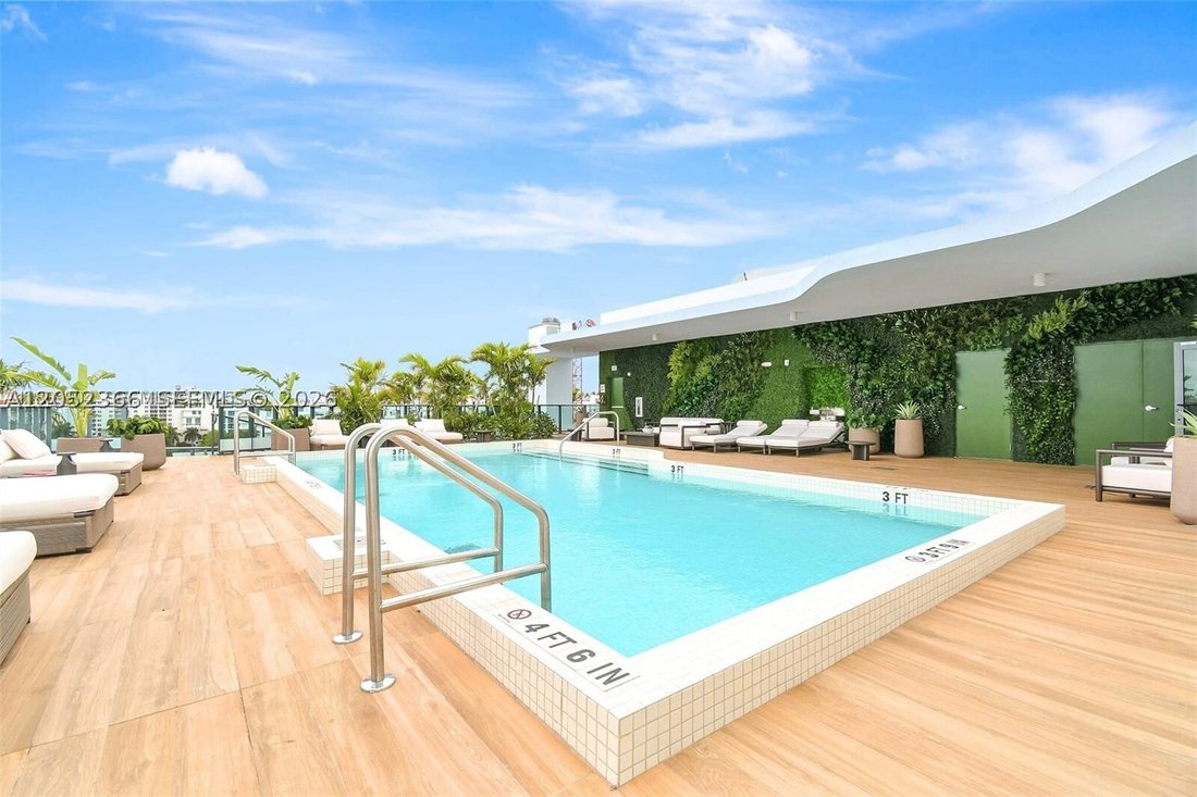 Condo in Bal Harbour, Florida, United States 1 - 18433722