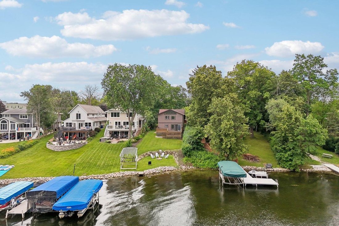 House in Muskego, Wisconsin, United States 2 - 18433857