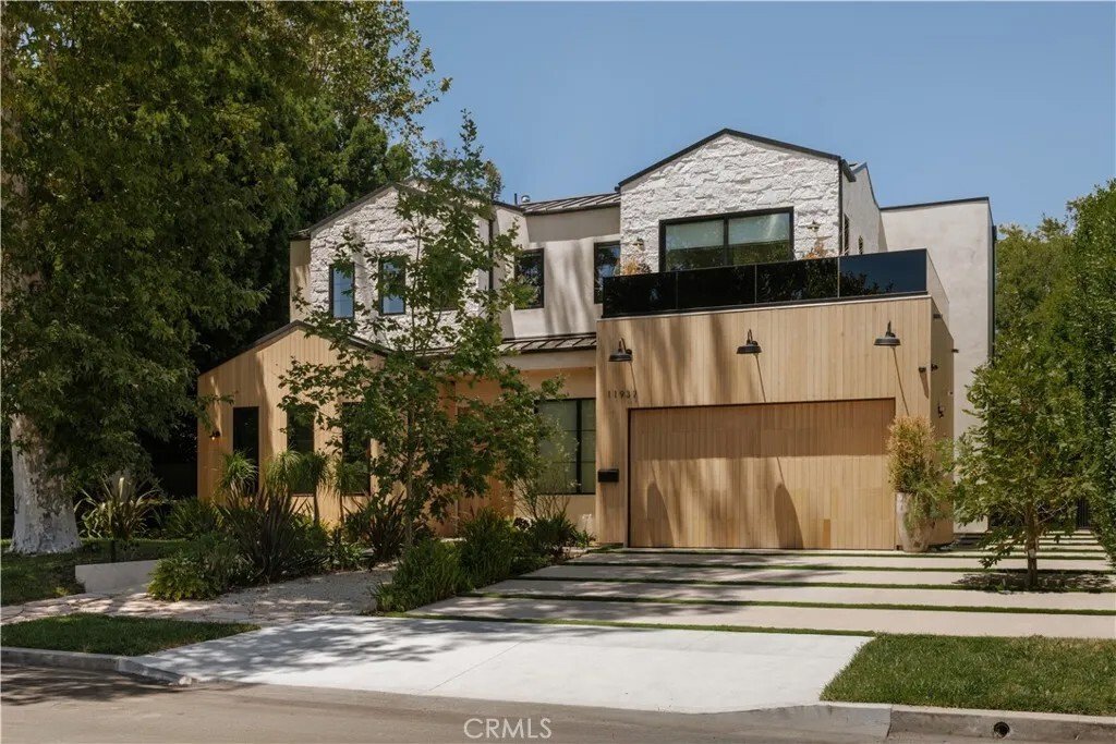 House in Los Angeles, California, United States 1 - 18434015