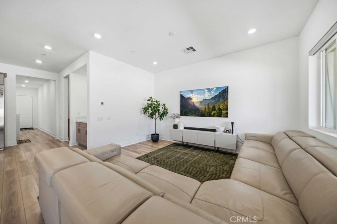 House in Santa Clarita, California, United States 5 - 18434476