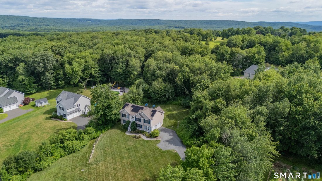 House in Burlington, Connecticut, United States 4 - 18434342