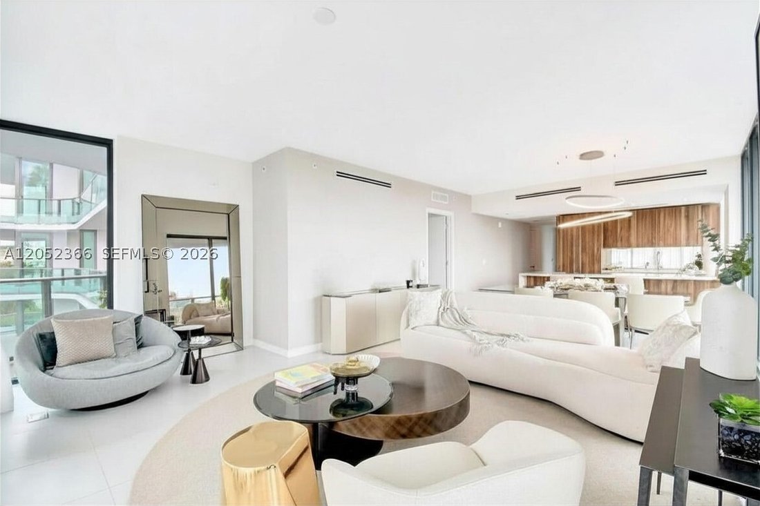 Condo in Bal Harbour, Florida, United States 4 - 18433722