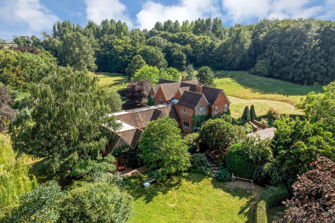 House in Southwell (Parish), England 2 - 17594808