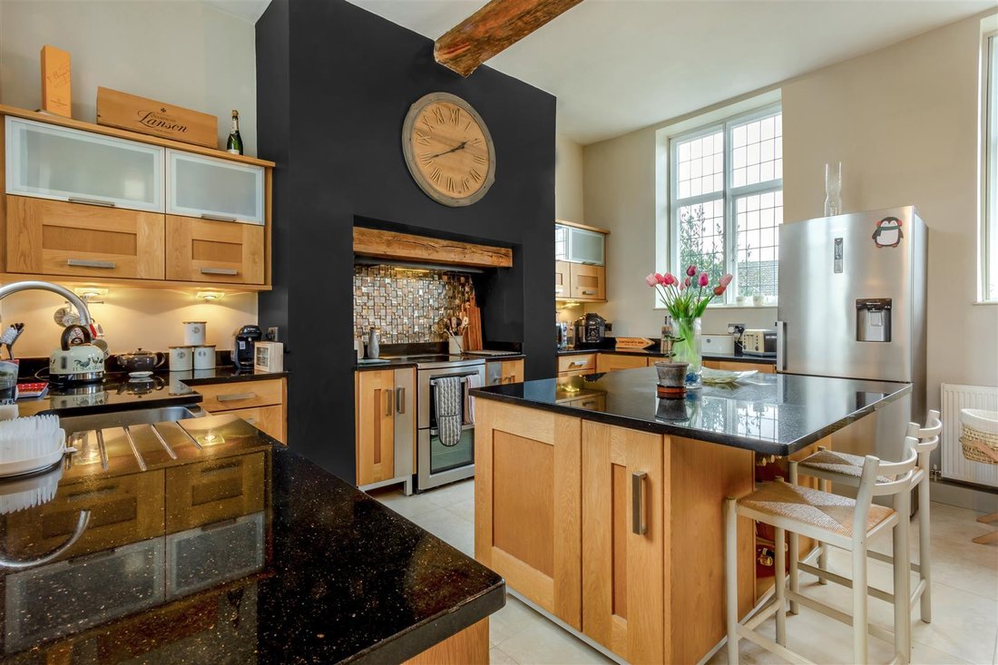 House in Soulbury, England 2 - 18434209