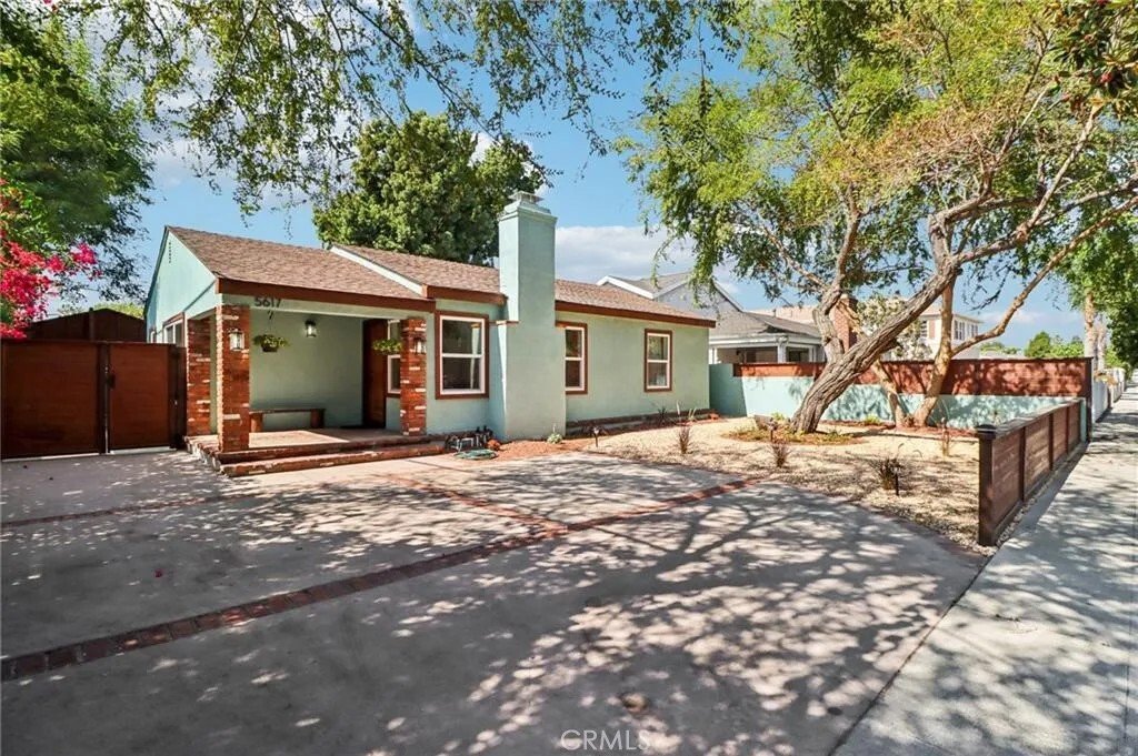 House in Los Angeles, California, United States 1 - 18434034