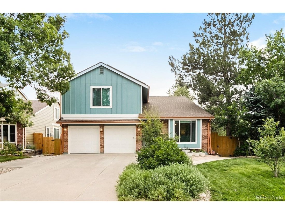 House in Littleton, Colorado, United States 1 - 18433950