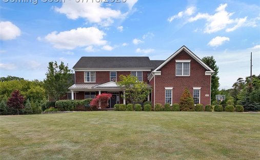 House in Highland Charter Township, Michigan, United States 1