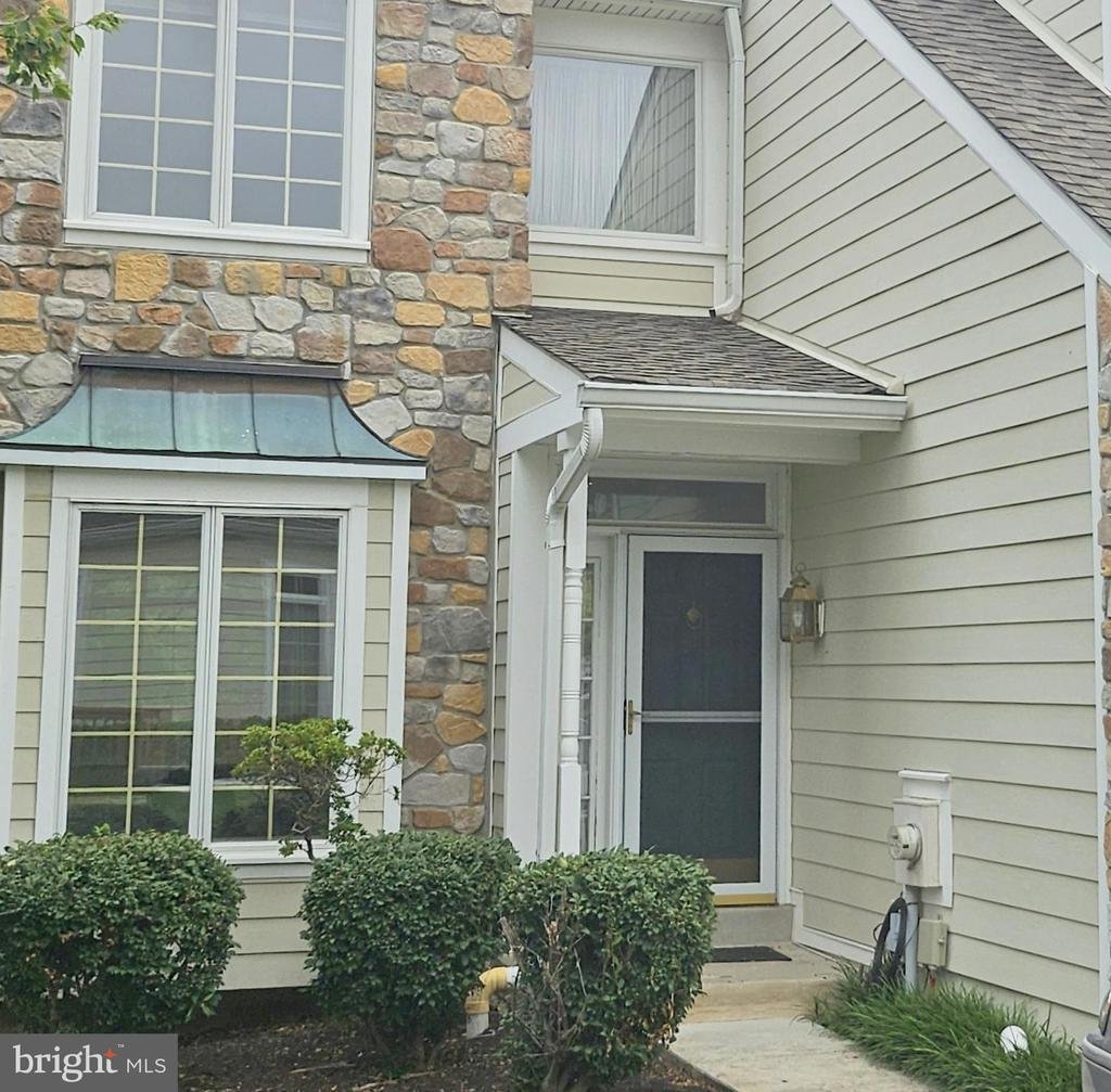 Townhouse in Berwyn, Pennsylvania, United States 3 - 18433936