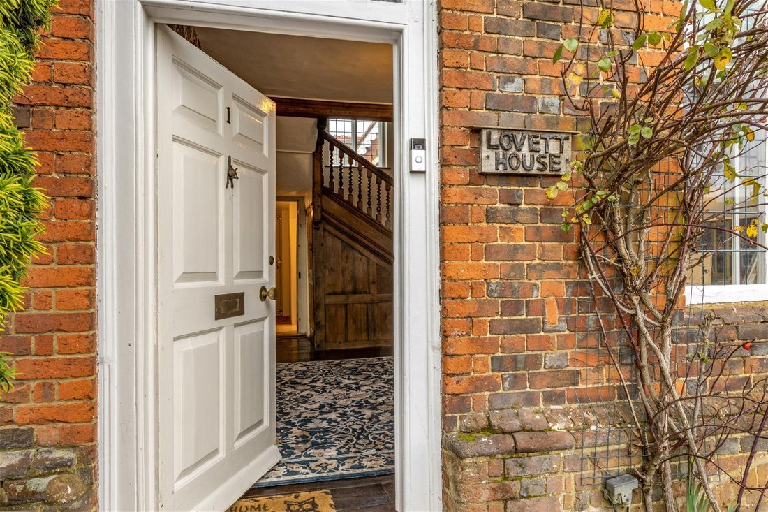House in Soulbury, England 3 - 18434209