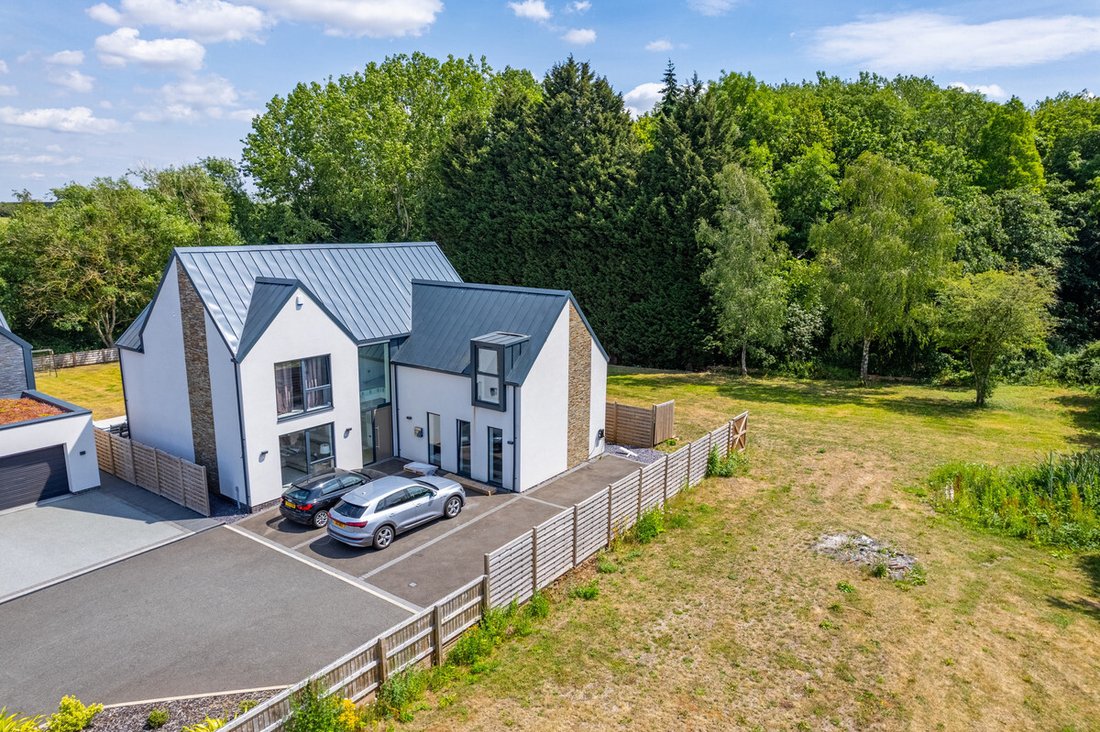 House in Nottinghamshire, England 1 - 14864056