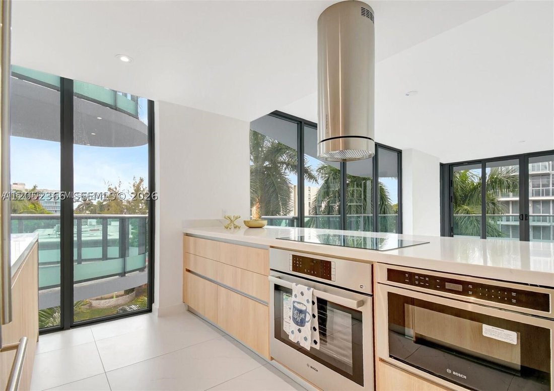 Condo in Bal Harbour, Florida, United States 5 - 18433722
