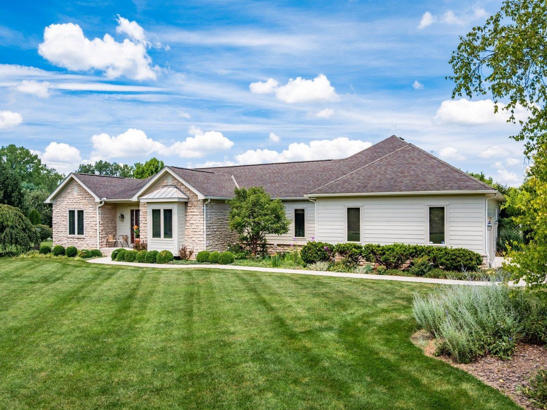 House in Milford Center, Ohio, United States 5 - 18433942