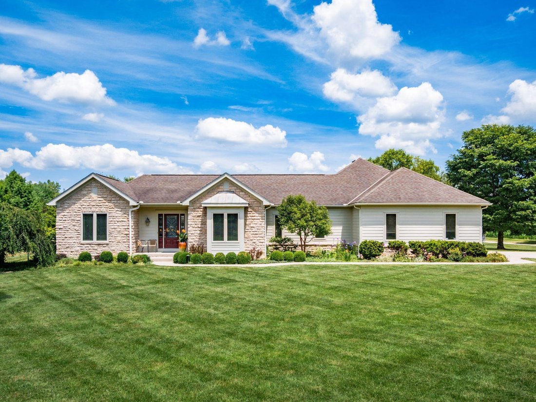 House in Milford Center, Ohio, United States 4 - 18433942