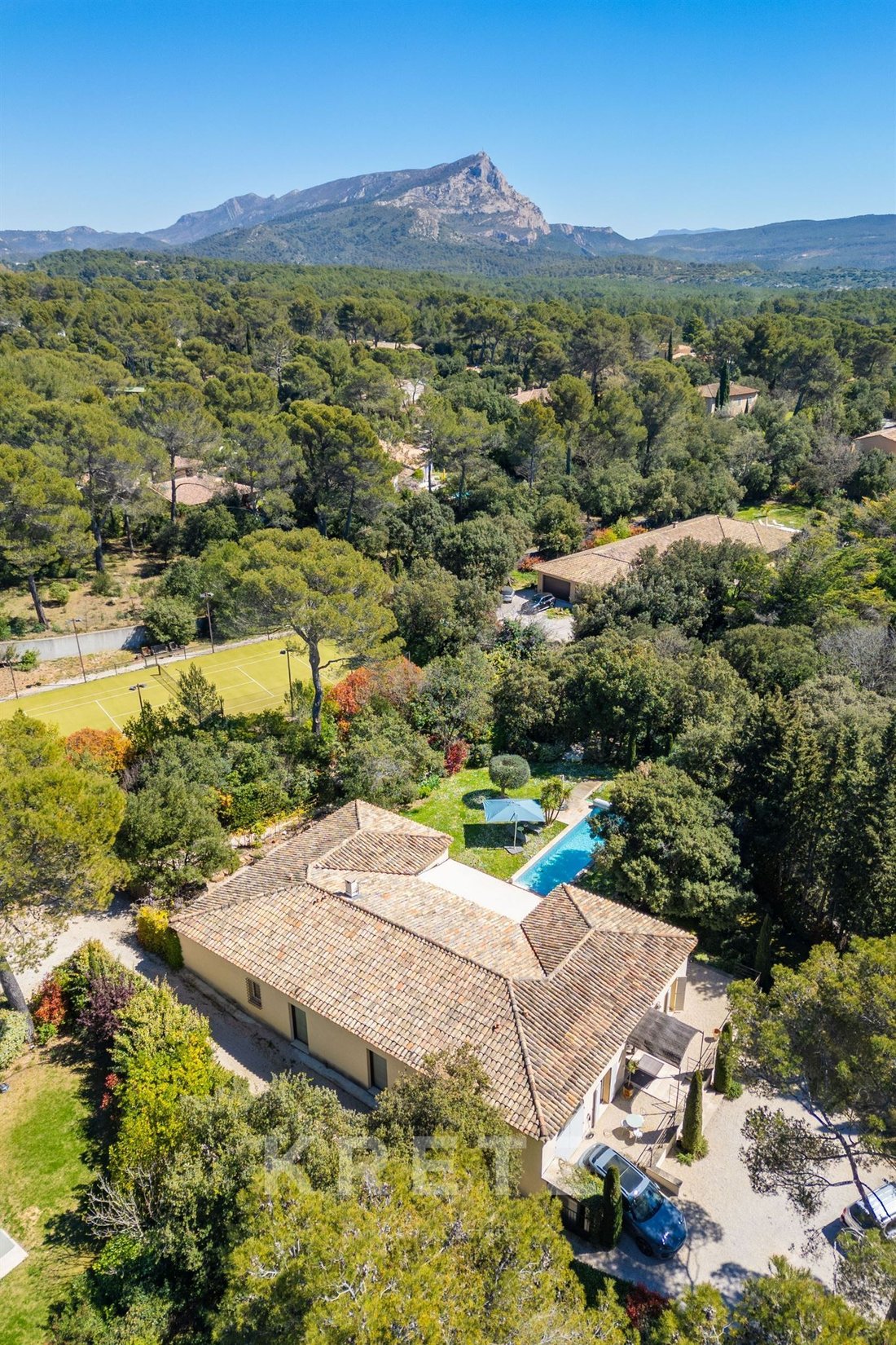 House in Saint-Marc-Jaumegarde, Provence-Alpes-Côte d'Azur, France 5 - 18434441