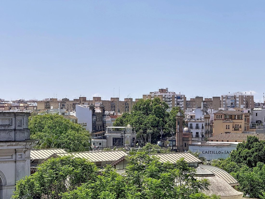 Apartment in Casco Antiguo, Seville, Spain 1 - 18433983