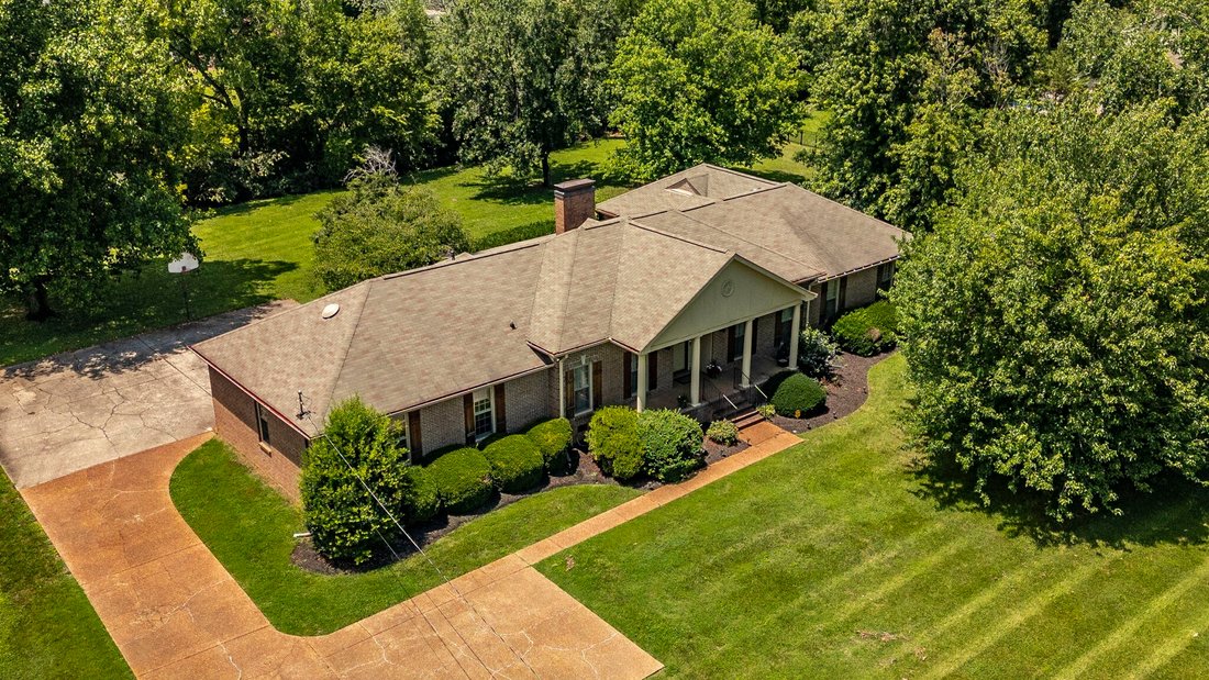 House in Forest Hills, Tennessee, United States 2 - 18433779