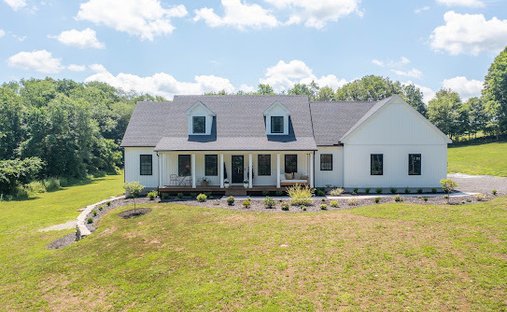 House in Brooklyn, Connecticut, United States 1