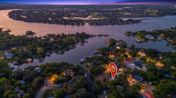 House in Granbury, Texas, United States 2 - 18434155