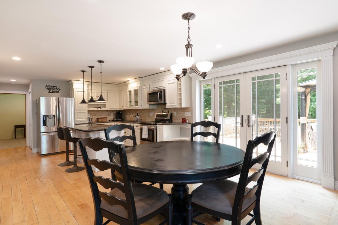 House in Brookfield, Massachusetts, United States 4 - 18434492