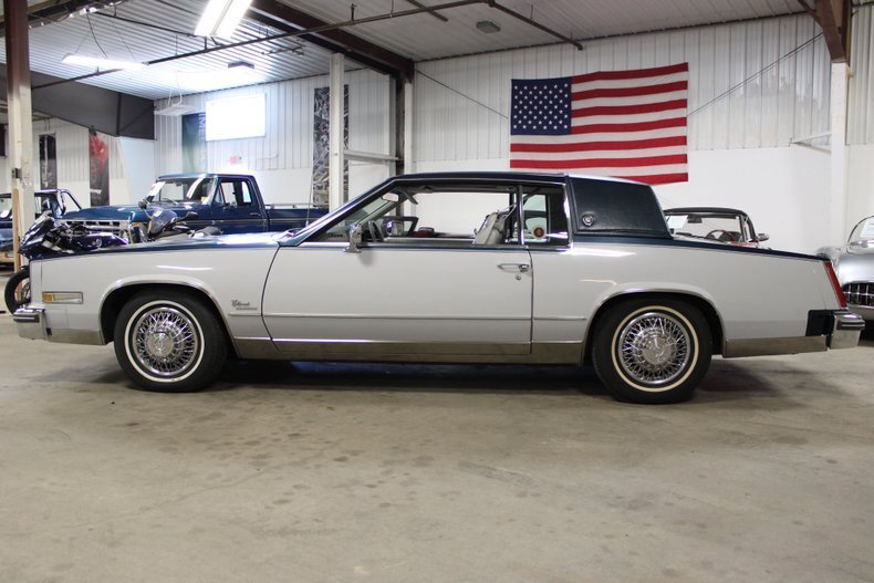 Coupe in Traverse City, United States 3 - 18434355