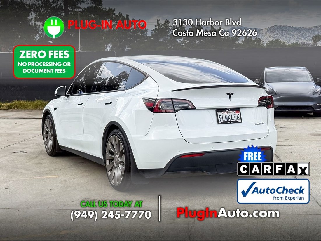 Suv in Costa Mesa, CA, United States 2 - 18118262