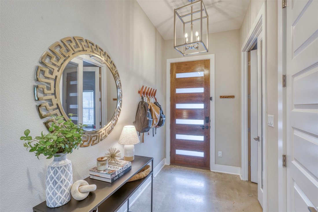 House in Austin, Texas, United States 5 - 18433990