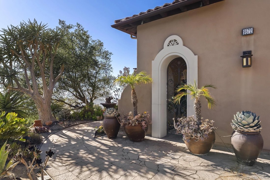House in Escondido, California, United States 4 - 18434085