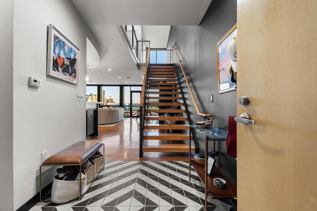 Condo in Milwaukee, Wisconsin, United States 4 - 18433856