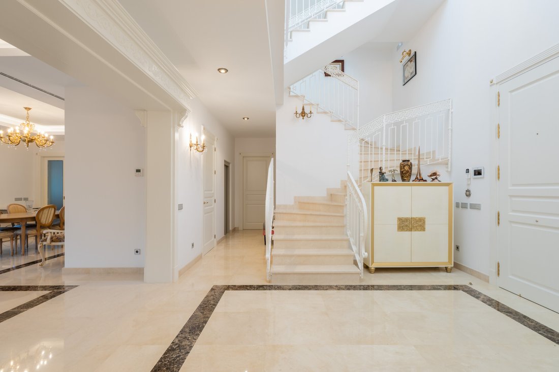 Villa in Marbella, Andalusia, Spain 4 - 18434449