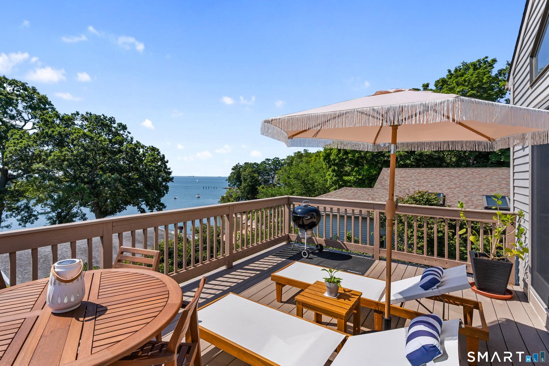 Condo in East Haven, Connecticut, United States 1 - 18433803