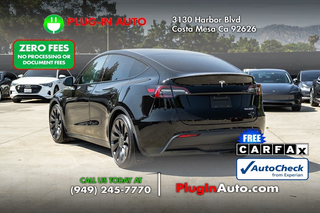 Suv in Costa Mesa, CA, United States 2 - 18220523