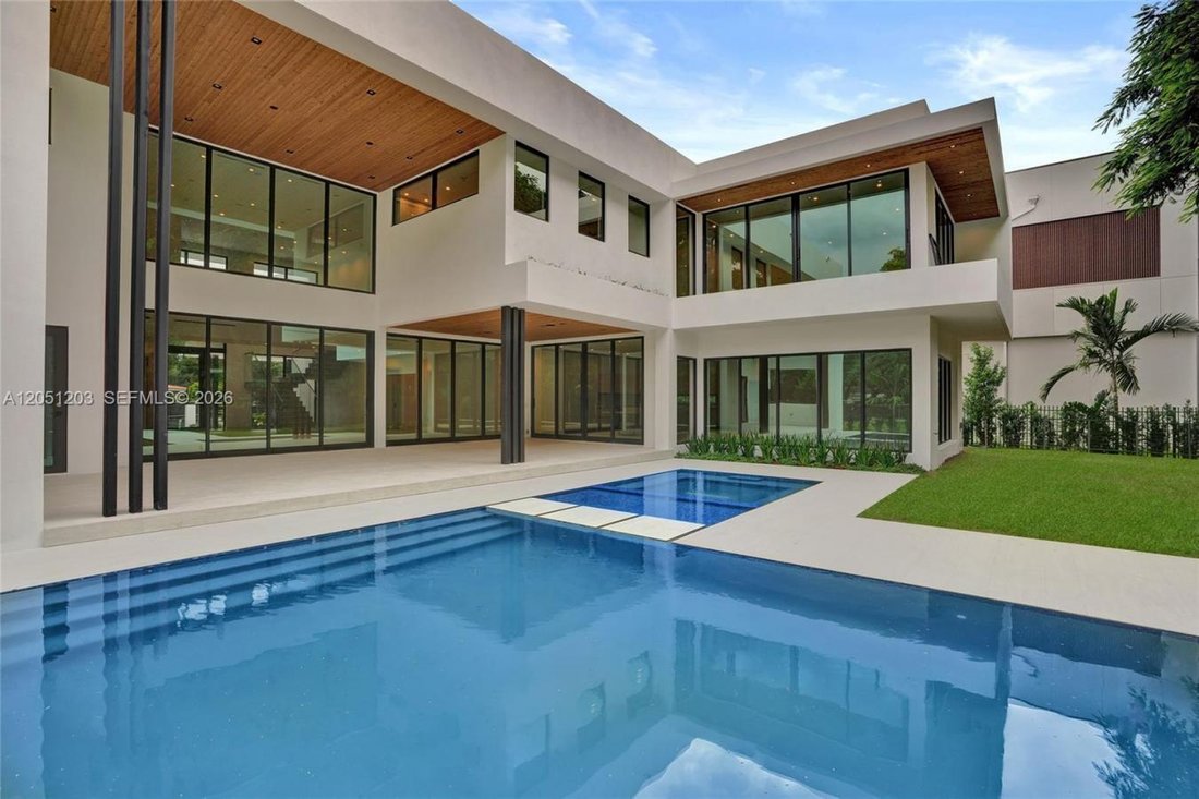 House in Miami, Florida, United States 3 - 18434469