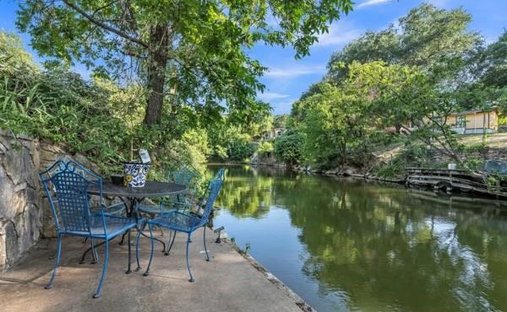 House in Granbury, Texas, United States 1