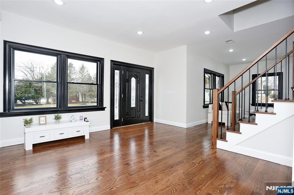 House in New Milford, New Jersey, United States 5 - 18433926