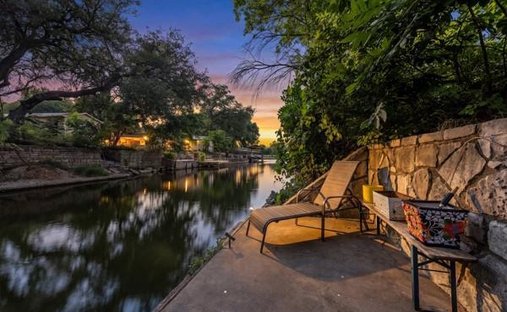 House in Granbury, Texas, United States 1