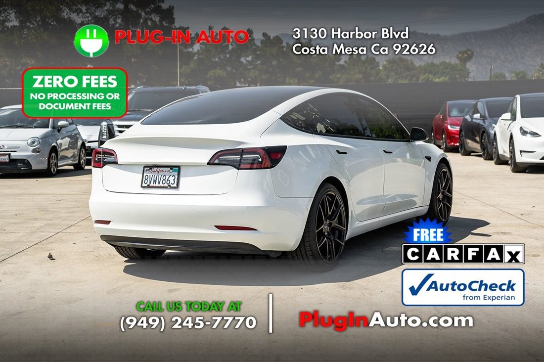 Sedan in Costa Mesa, CA, United States 4 - 18316519