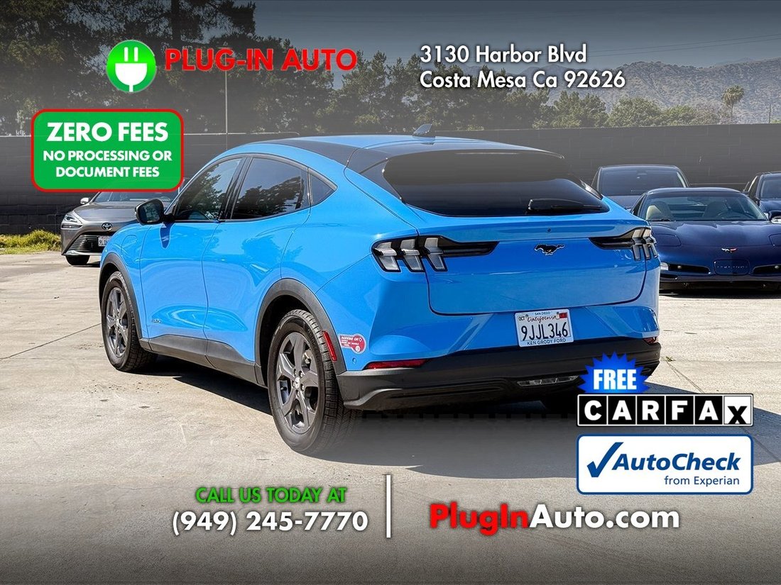 Suv in Costa Mesa, CA, United States 2 - 18118225