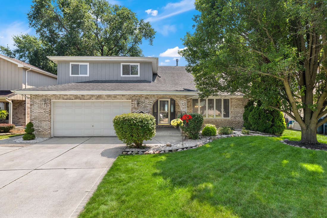 House in Crestwood, Illinois, United States 1 - 18434146