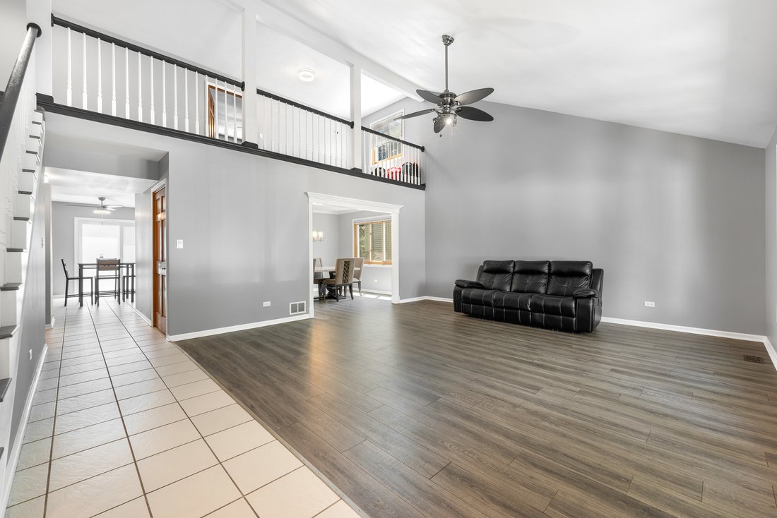 House in Crestwood, Illinois, United States 5 - 18434146