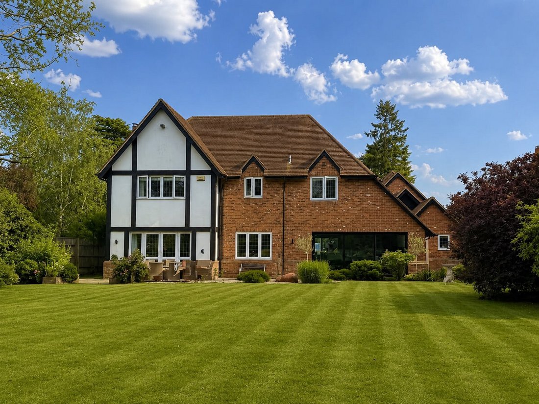 House in Littleworth, Wychavon, England 2 - 17378571