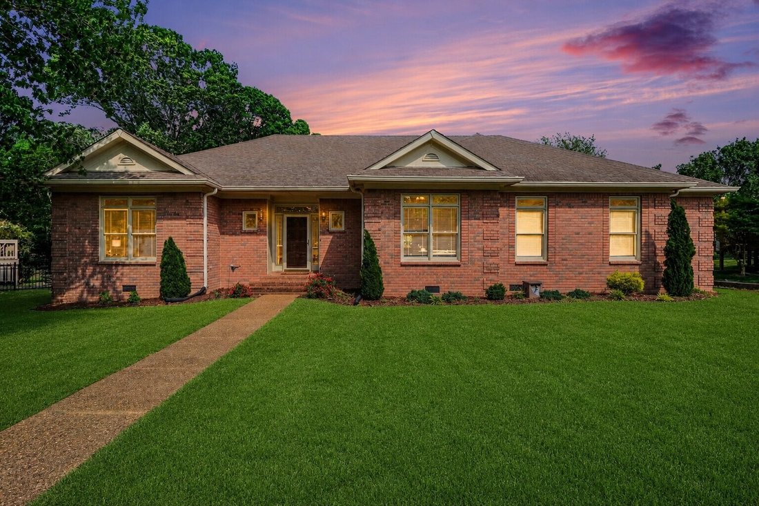 House in Hendersonville, Tennessee, United States 1 - 17802087