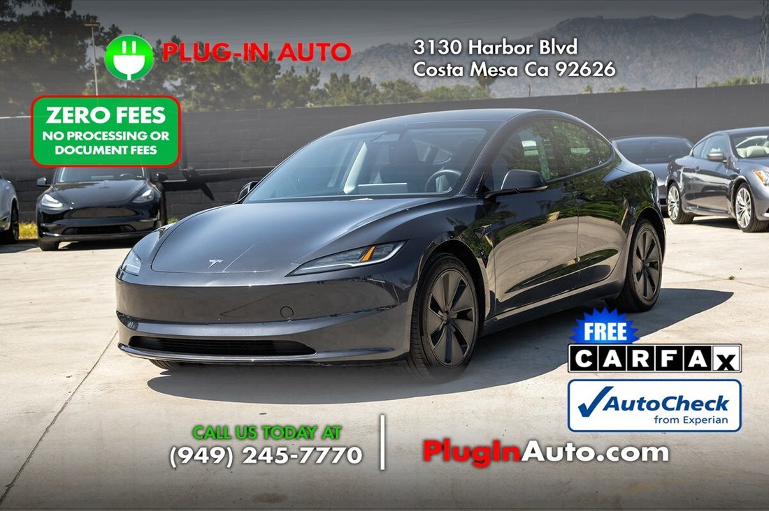 Sedan in Costa Mesa, CA, United States 1 - 18220510